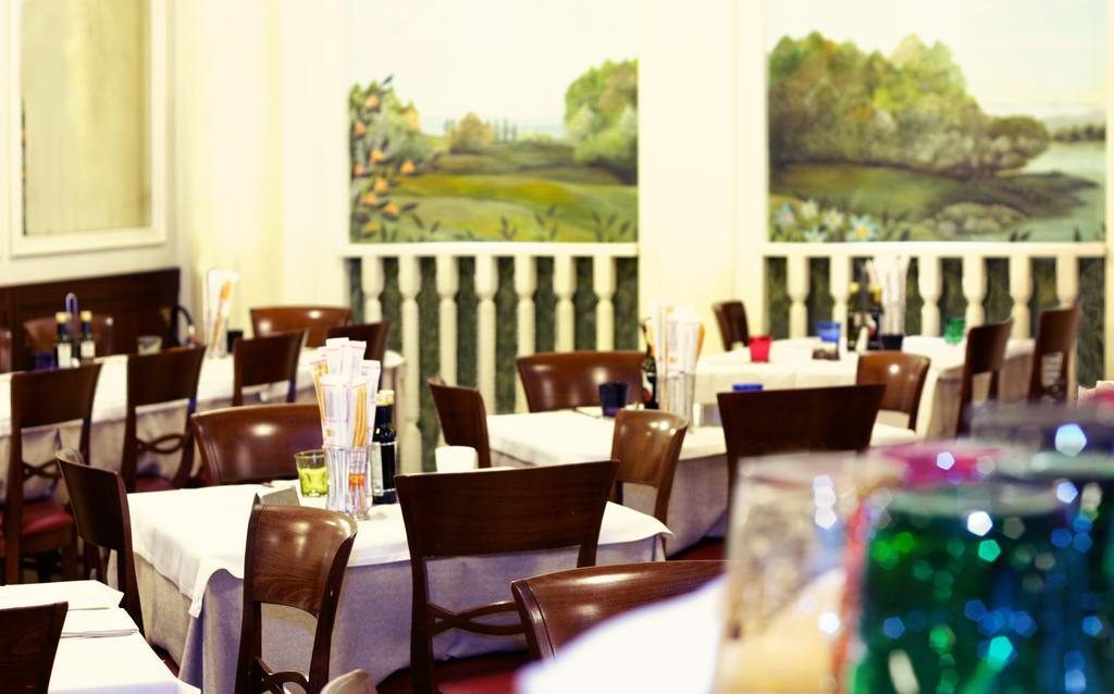 Hotel Ristorante Giada Grumolo delle Abbadesse Exteriör bild