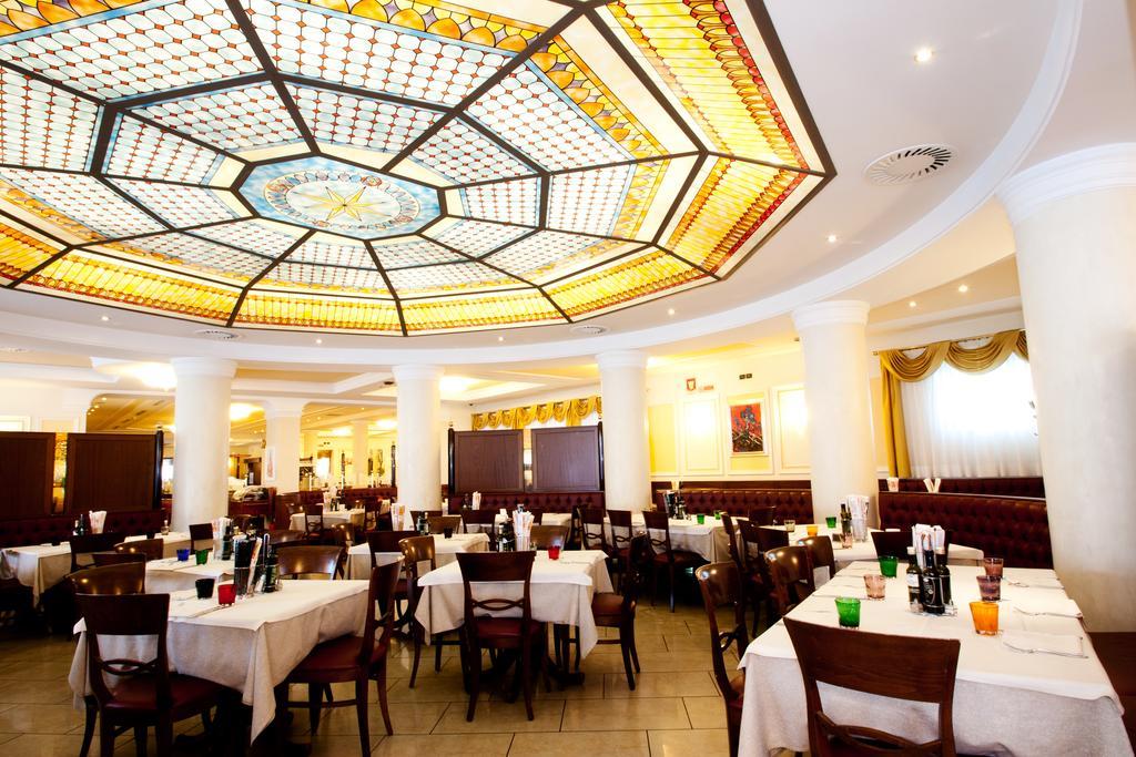 Hotel Ristorante Giada Grumolo delle Abbadesse Exteriör bild