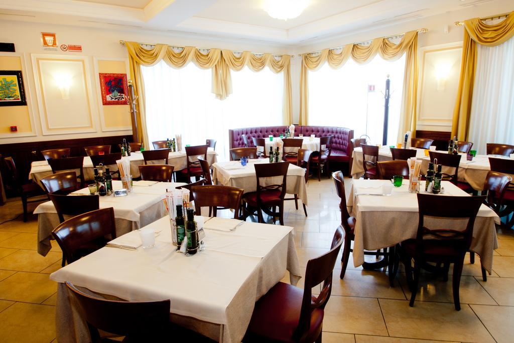 Hotel Ristorante Giada Grumolo delle Abbadesse Exteriör bild